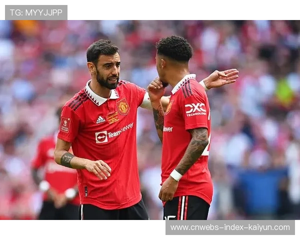 加纳乔边路超车后内切传中,助攻谢什科头球建功 加纳乔边路超车后内切传中,助攻谢什科头球建功